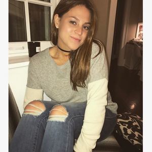 Meet your Posher, Hallie